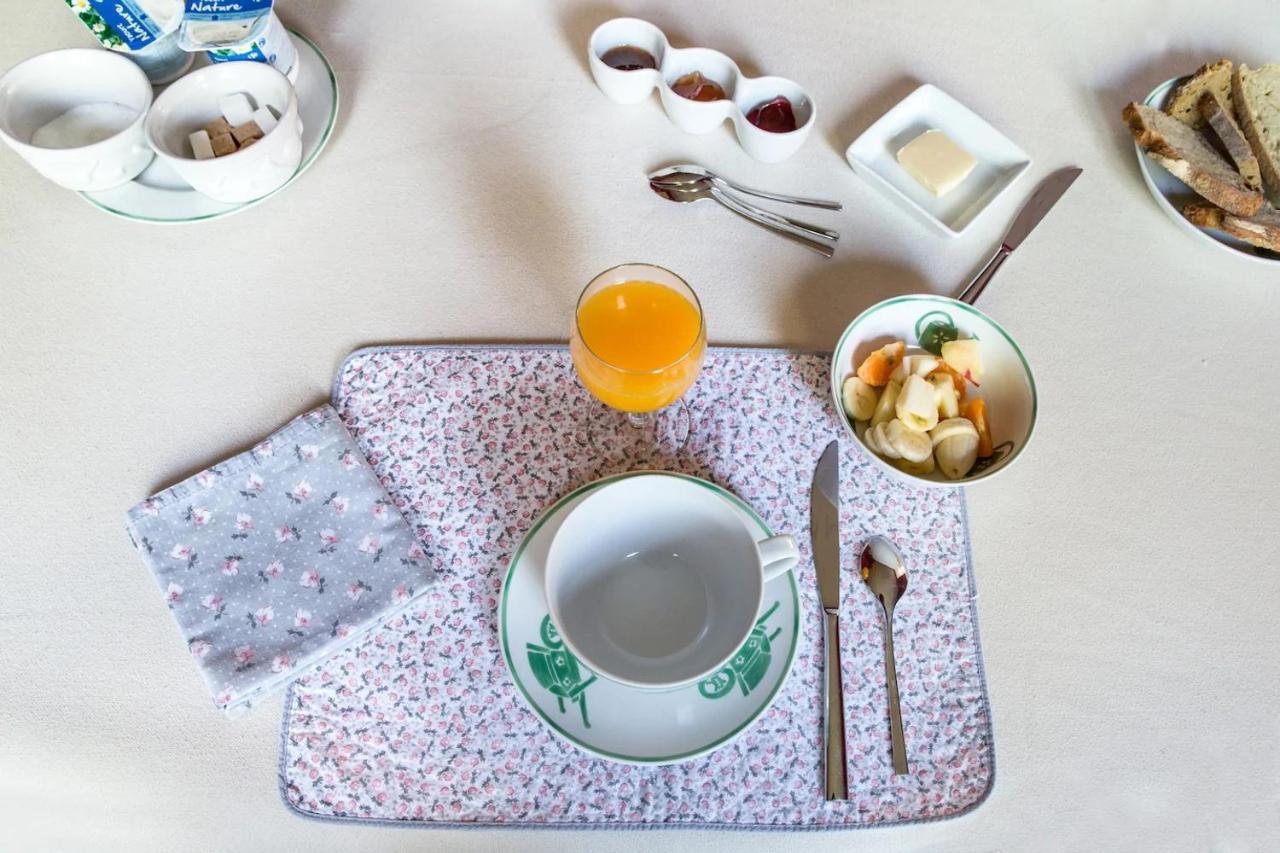 Les Glycines Bed & Breakfast Croix ภายนอก รูปภาพ