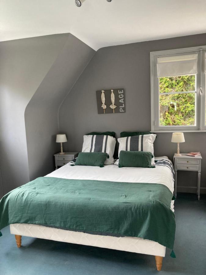 Les Glycines Bed & Breakfast Croix ภายนอก รูปภาพ